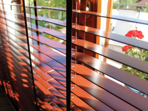 zaluzje drewniane 50mm krakow zwierzyniec 3